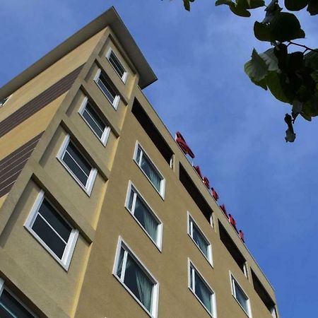 Caspari Hotel Tampin Kültér fotó