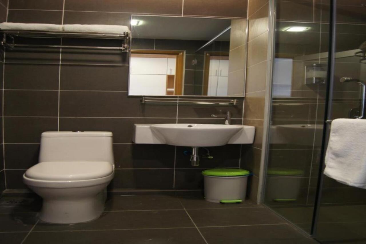 Caspari Hotel Tampin Kültér fotó