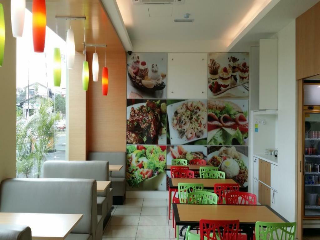 Caspari Hotel Tampin Kültér fotó